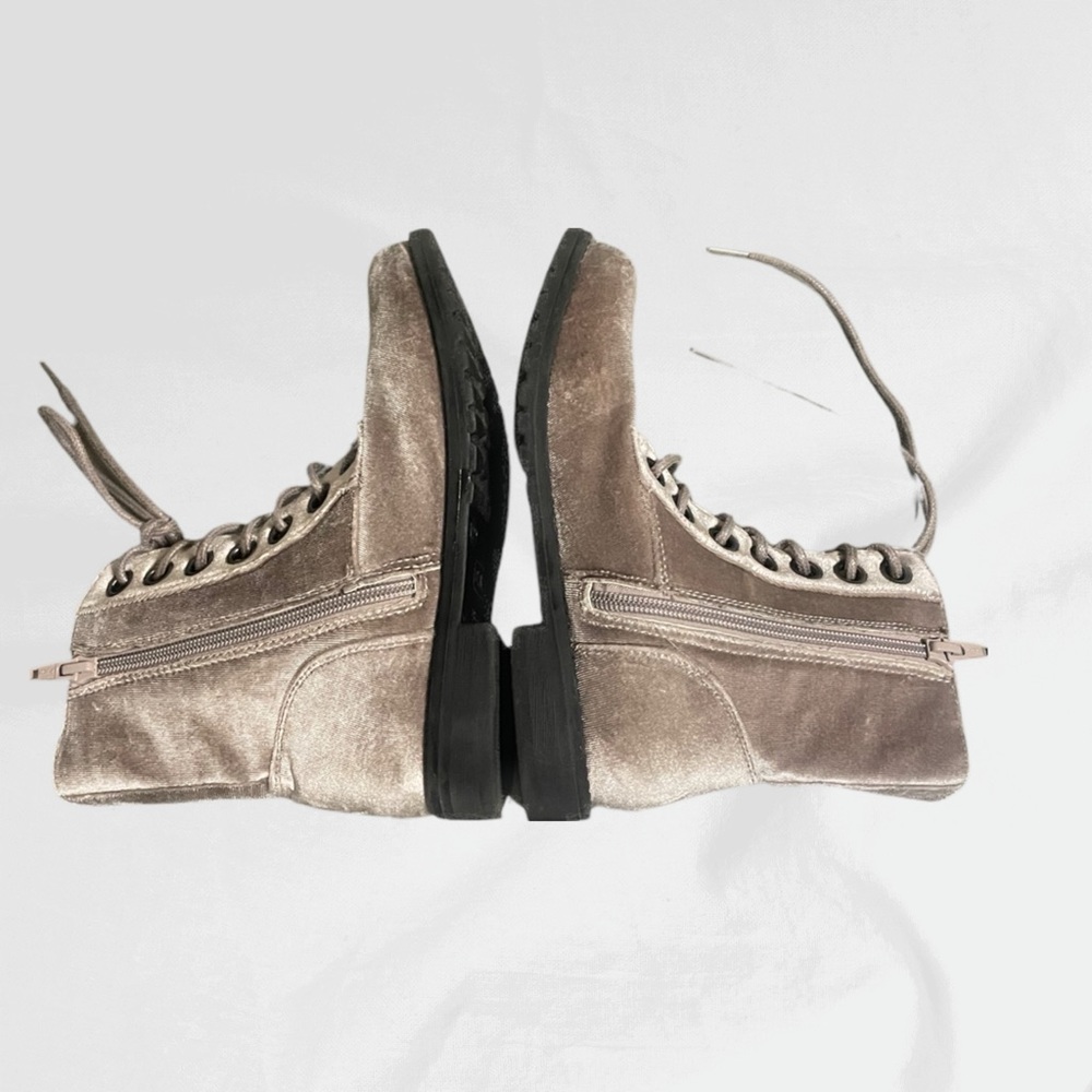 Girls Boots